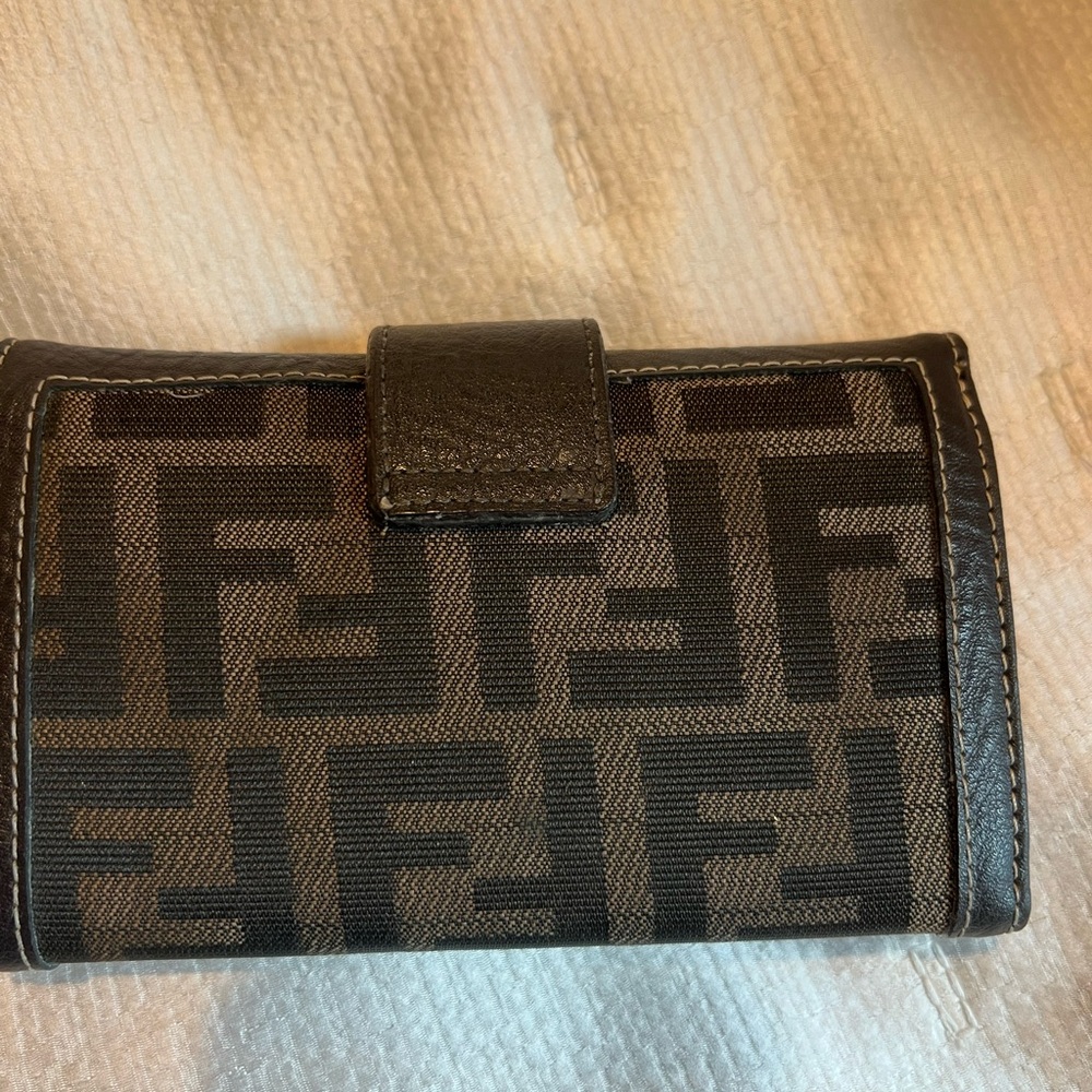 Fendi Black & Brown FF Logo Snap Wallet with Gold Hardware - Picture 6 of 6